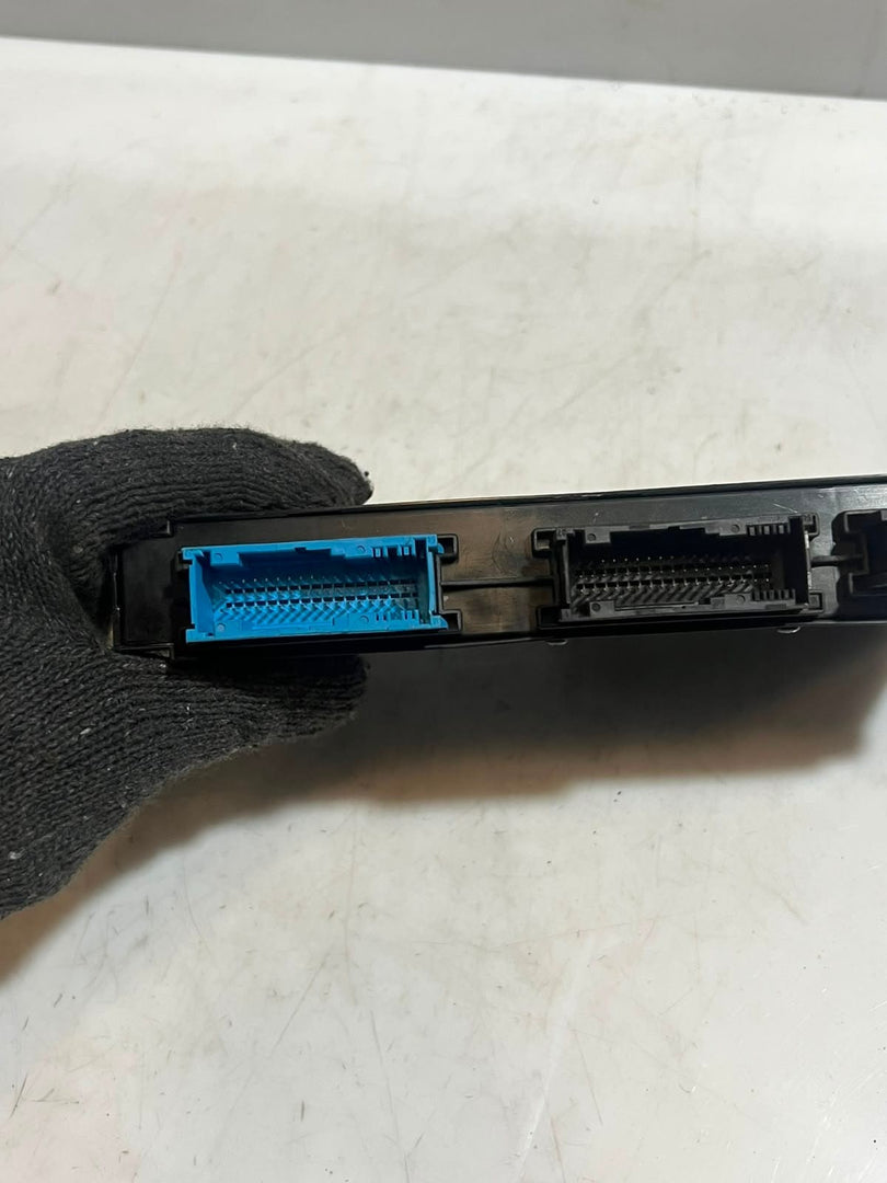 2007-2013 BMW X5 E70 and X6 E71 Body Control Module BCM 9277250 OEM