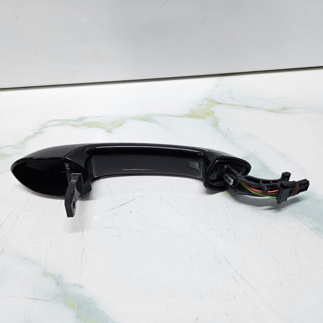 Genuine 2018-2024 BMW X5 G05 G06 G07 LCI Door Handle Painted Outer Right 5A59B74