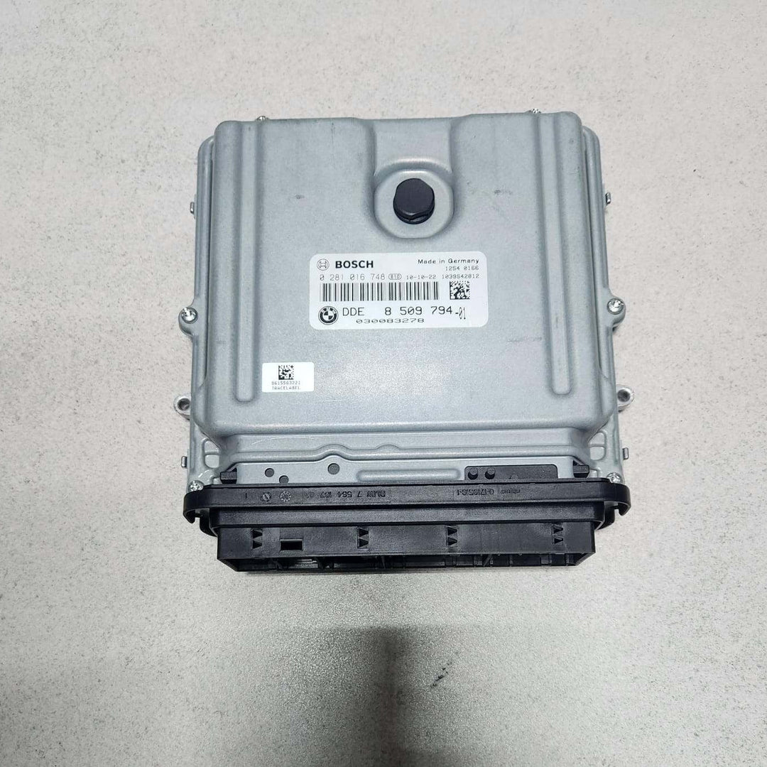 BMW Engine Control Unit 8509794 F10 535d with N57S  ECU SET DIESEL 