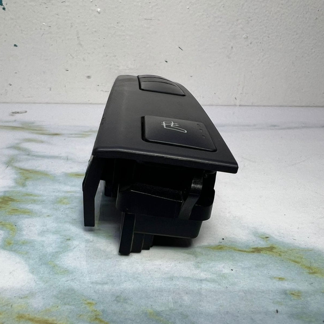2010-2013 Mercedes E350 Heated Seat Control Switch A2128202510 E-Class W212 W207