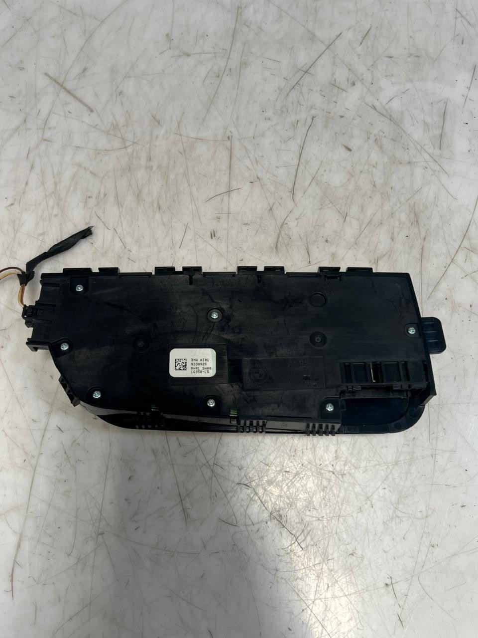 BMW 5 Series G30 and G31 Front Left Seat Adjustment Switches 9330925 OEM