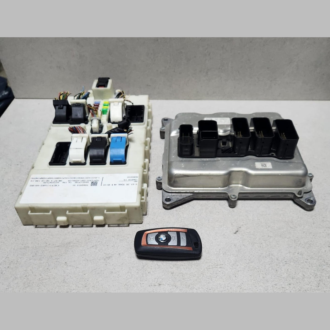 BMW F30 320i F32 N20 Engine Control Unit DME Set 8631725 OEM
