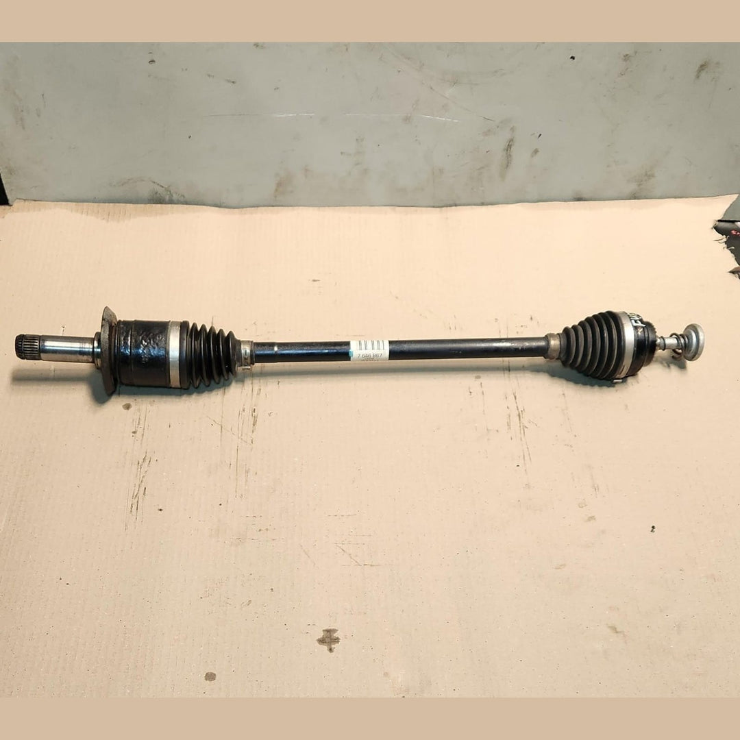 2016-2020 BMW X1 Rear Drive Shaft 7646867 X1 F48 xDrive 