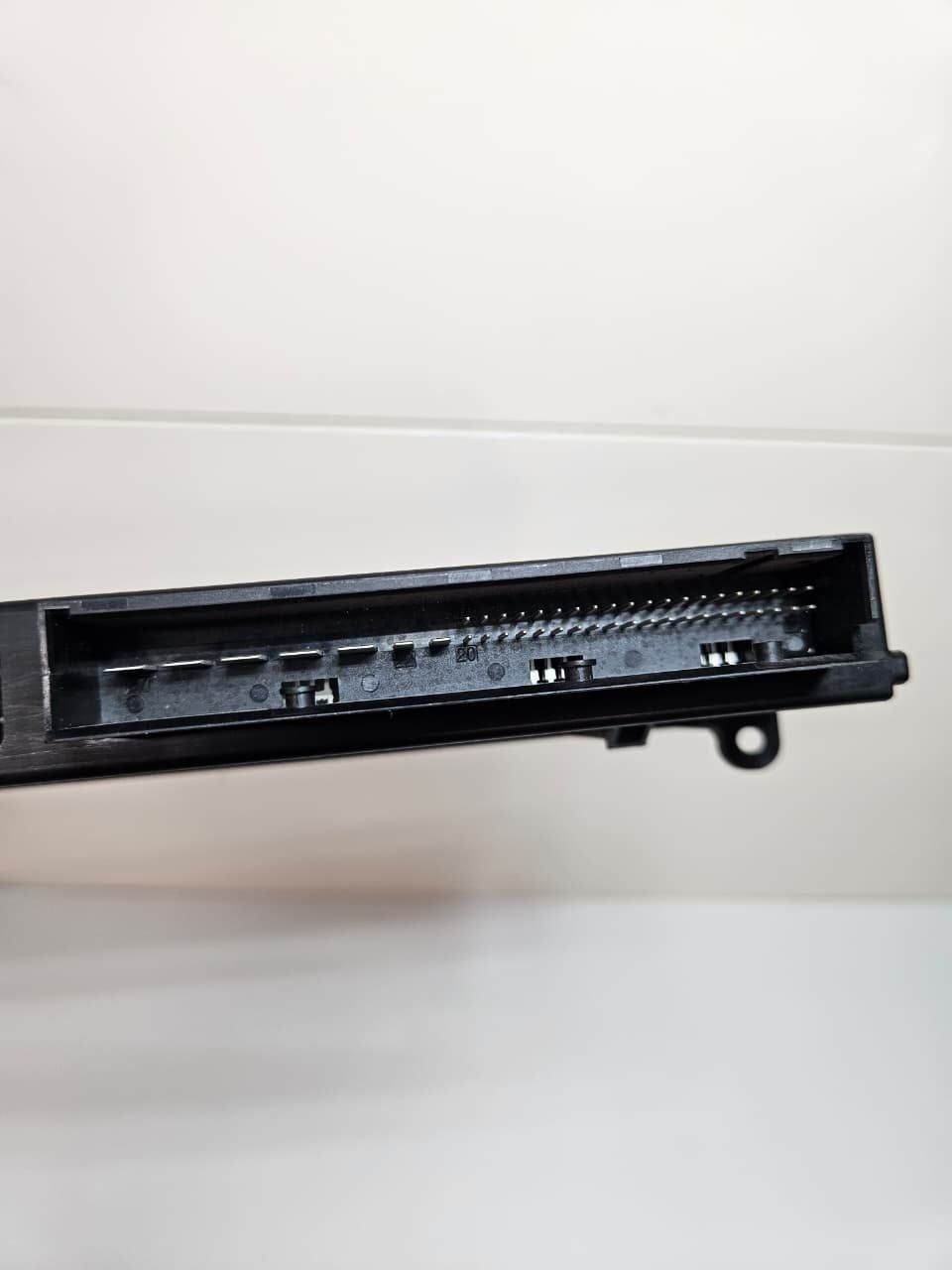 2013-2015 BMW E84 X1 Body Control Module 9298945 OEM