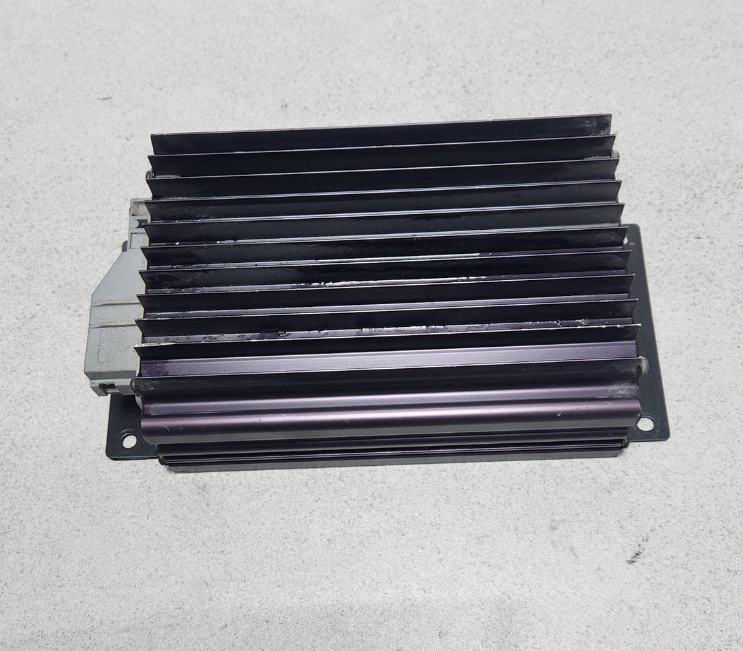 2000-2003 Mercedes-Benz S430 Audio Amplifier 2208200289 W220 S-Class S430 S500 