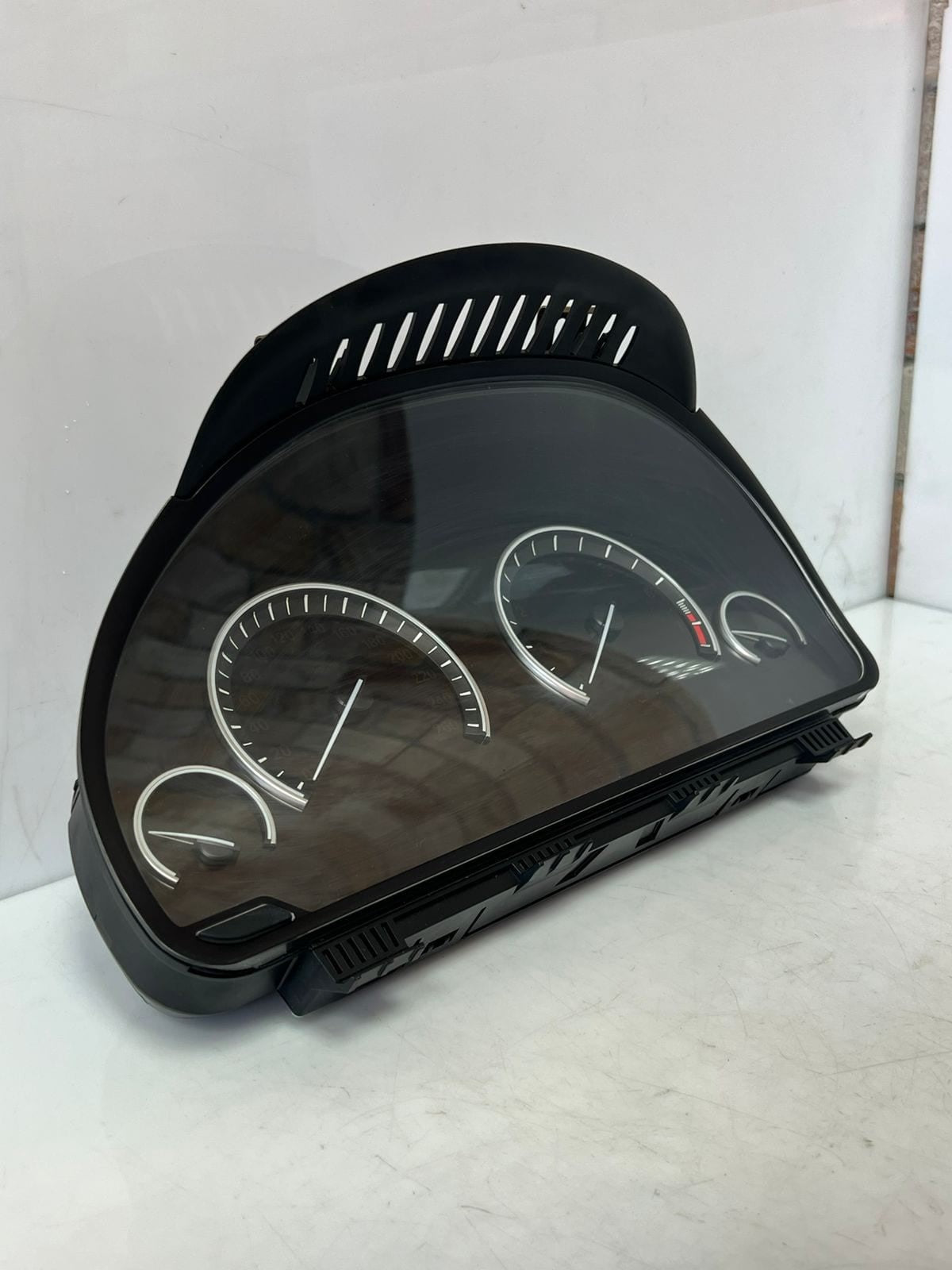 2009-2013 BMW 750i 7 Series F01 F02 F03 F04 4.4L Instrument Cluster 9220794 OEM