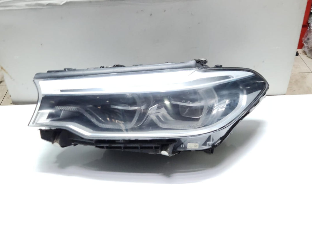 2017-2020 BMW 530i Adaptive LED Headlight 7439195 5 Series G30 G31 F90 OEM LHS 
