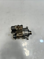 Load image into Gallery viewer, BMW N54 N55 E90 E92 E60 E71 Z4 X3 X5 X6 135i High Pressure Fuel Pump 7613933 OEM