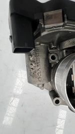 Load image into Gallery viewer, 2011-2016 BMW 550i Throttle Body 7555944 F10 550i, 650i, 750i 