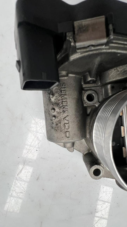 2011-2016 BMW 550i Throttle Body 7555944 F10 550i, 650i, 750i 
