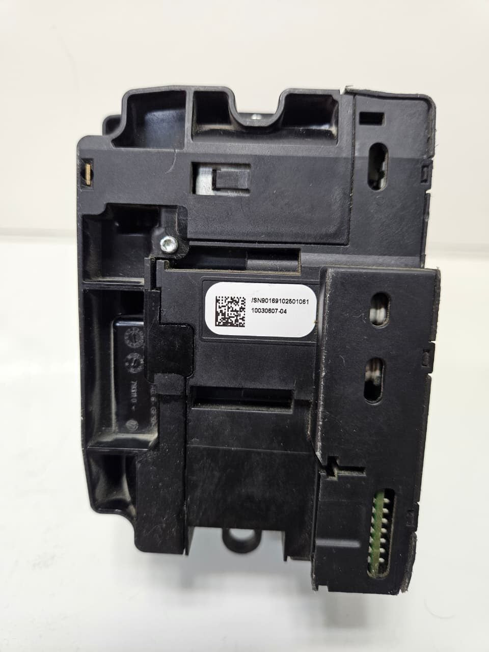 2011 BMW 750i Automatic Transmission Gear Shifter 9239504