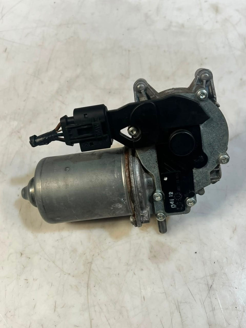 2006-2014 BMW X5 E70 Windshield Wiper Linkage MOTOR 7200536 OEM