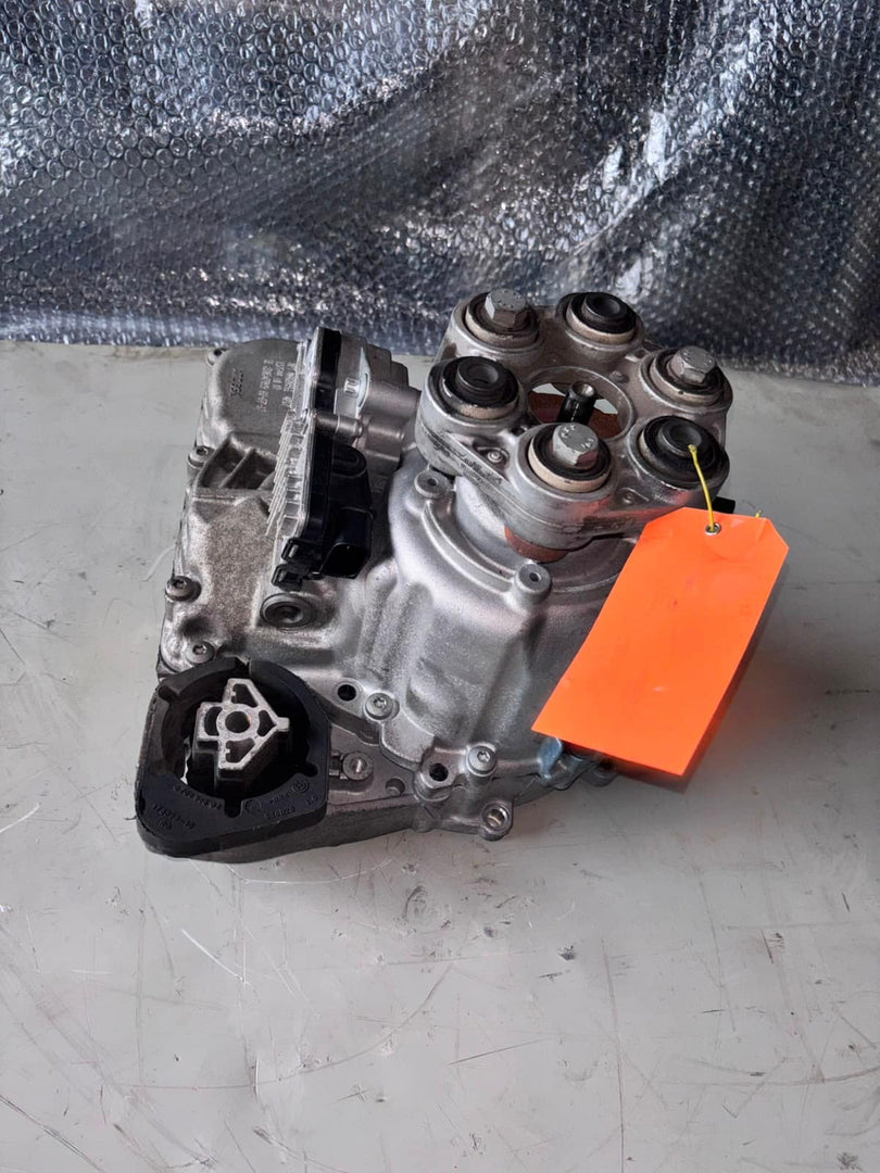 2012-2016 BMW 328i Transfer Case 7643756 2,3,4,5,6,and 7 Series xDrive OEM 