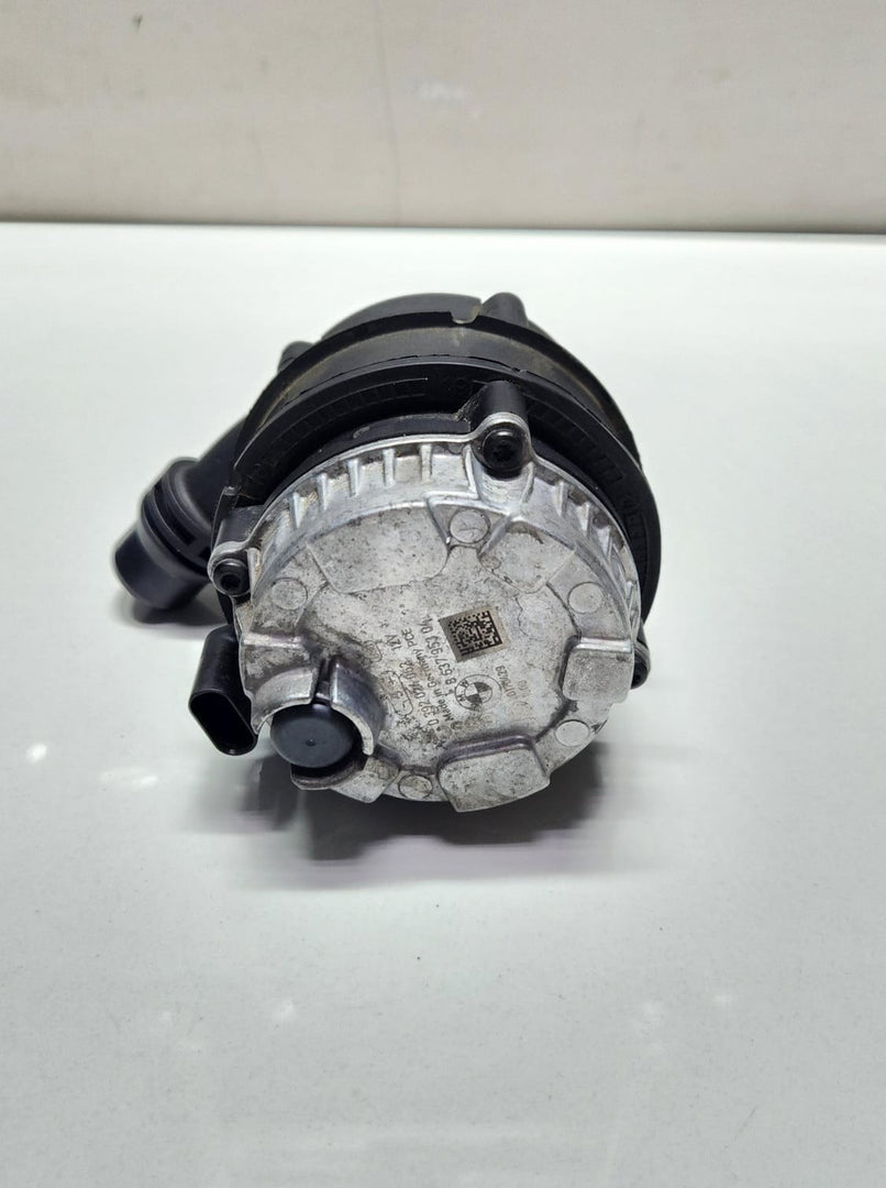 2017-2021 BMW 330i Auxiliary Water Pump 8637953 1, 2, 3, 4, and 5 Series