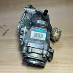 Bild in die Galerieansicht laden, 2014-2020 Mercedes-Benz W222 OM642 Front Axle Differential Carrier A221 3308600
