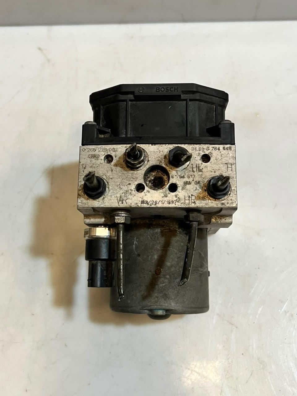 2001-2006 BMW 7 Series E65 E66 E67 Abs hydraulic Pump 6764448 OEM