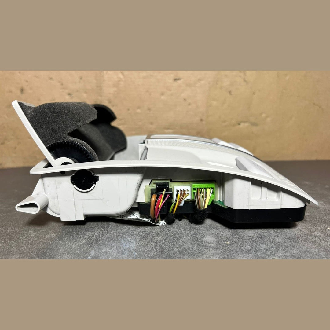 13–16 Mercedes-Benz W166 W292 GLE ML Interior Roof Light Dome Lamp A166 9004015
