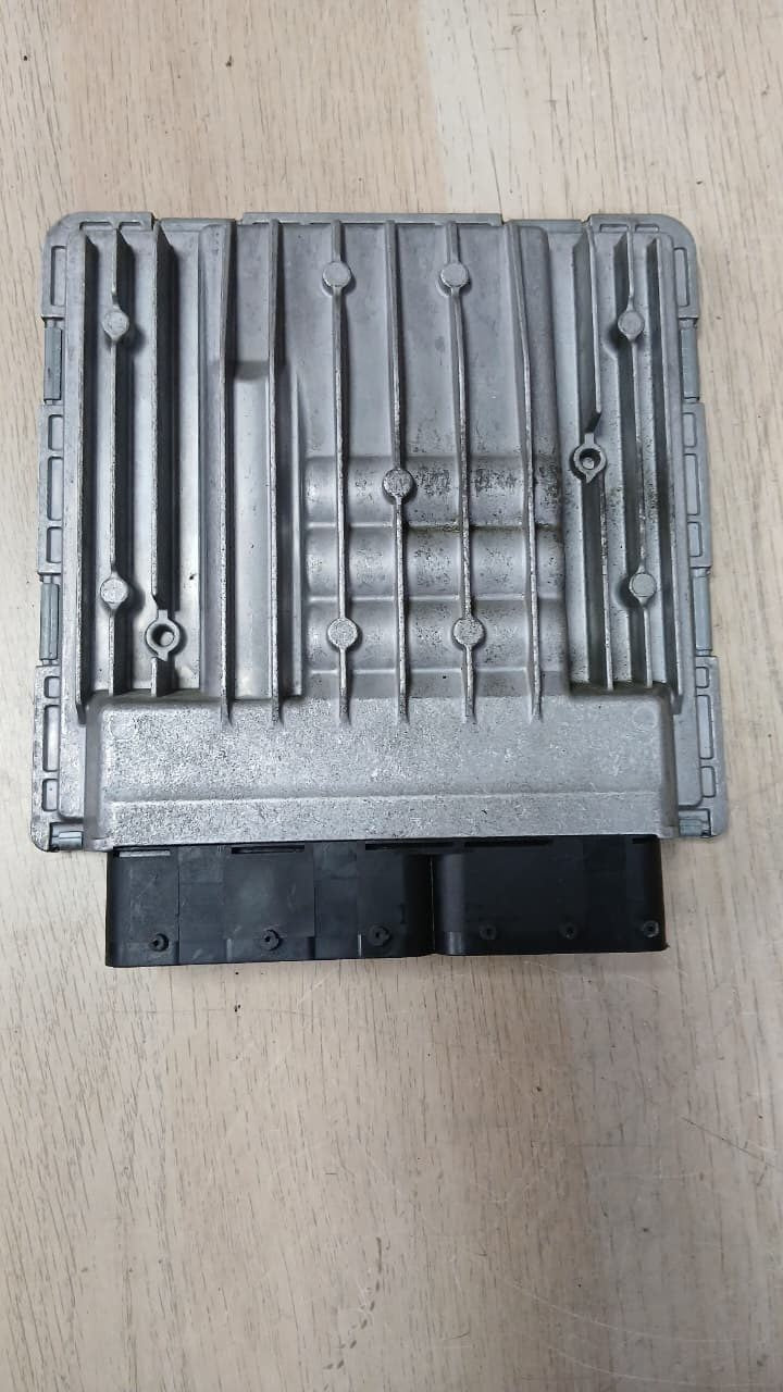 2007-2008 BMW 328i Engine Control Module MSV80 DME 7574544 3.0 E90 E60