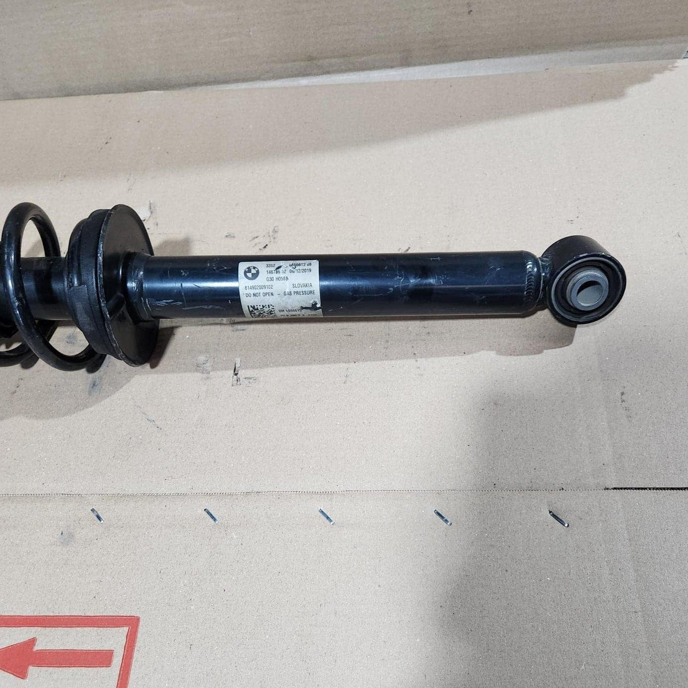 2017-2020 BMW 530i Rear Shock Absorber 6866615 530i and 540i
