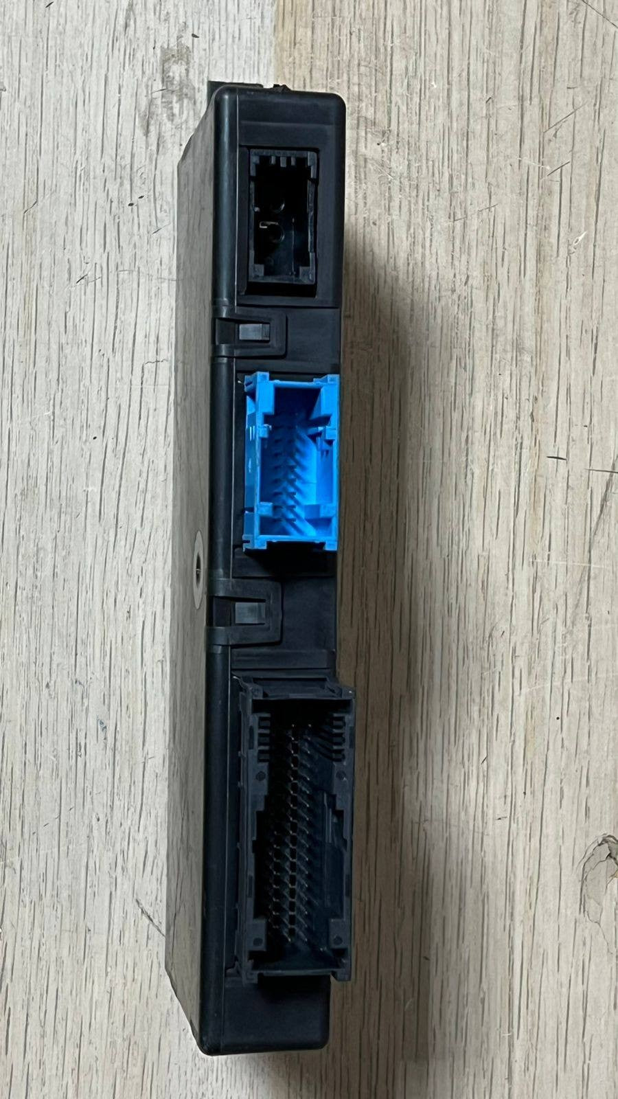 2011-2017 BMW X3 Central Gateway Module 9232163 F25 and X4 F26
