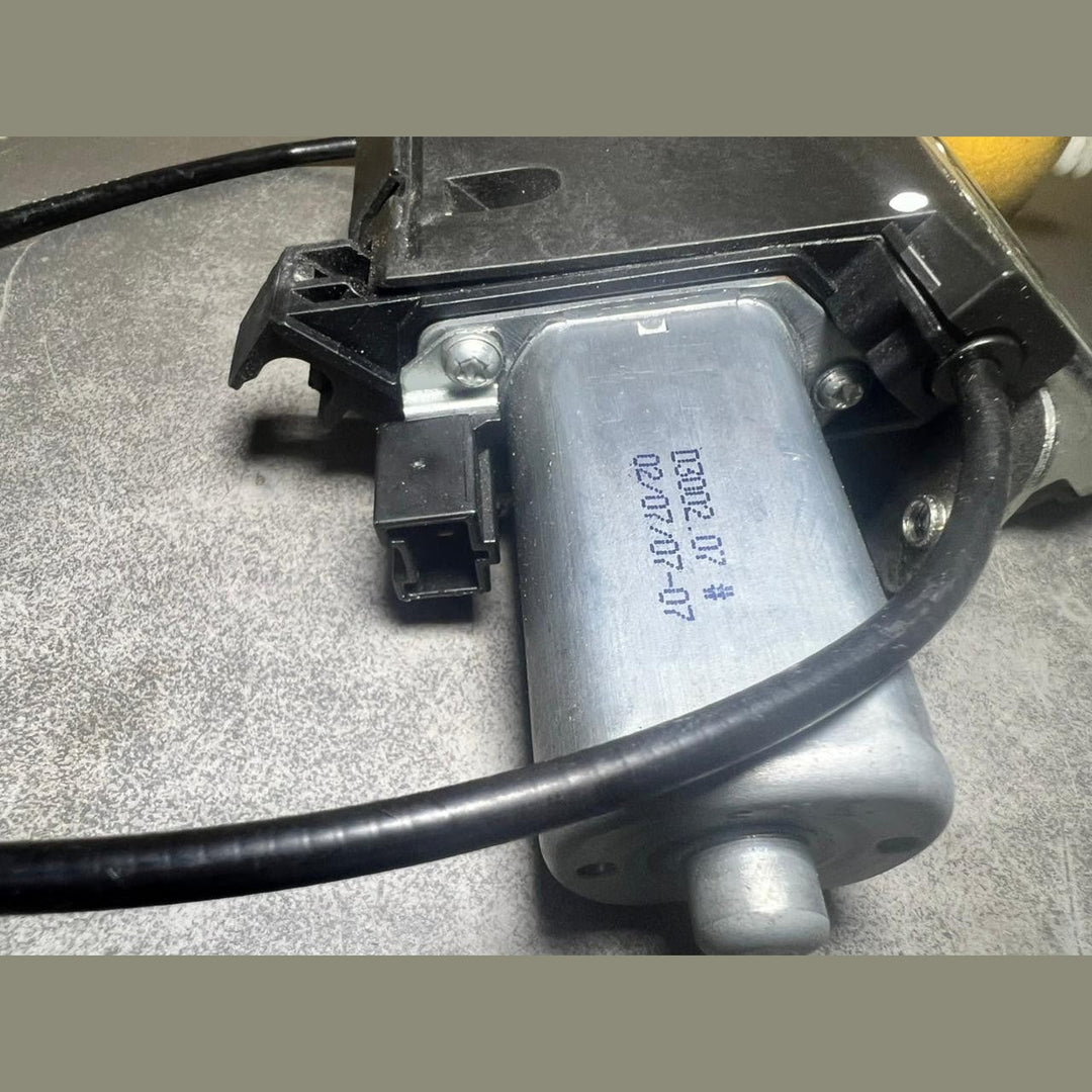 07-13 Mercedes  W221 S-Class Rear Trunk Lid Latch Lock Actuator A221 7500085 OEM