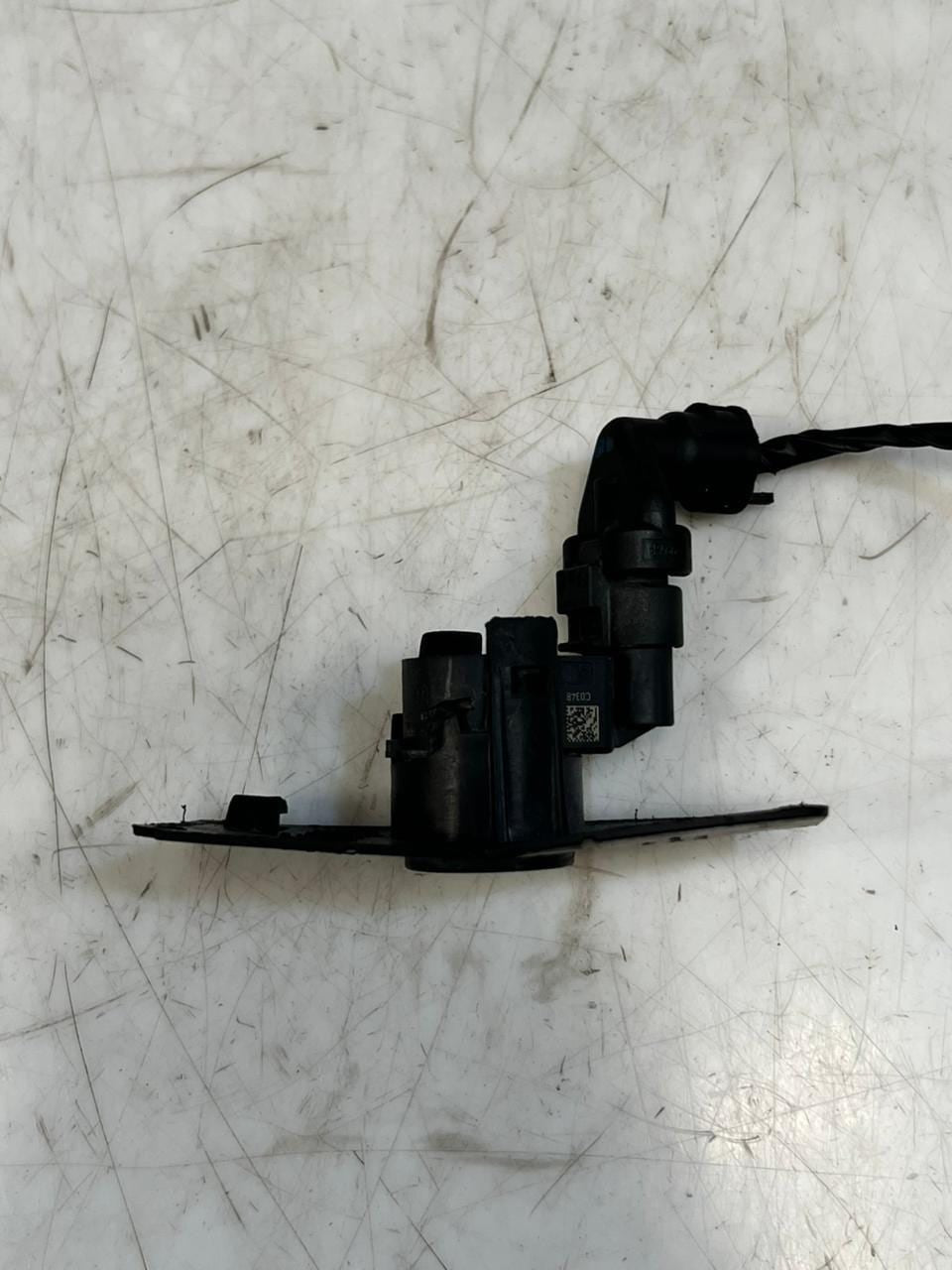BMW E82 E81 E87 E88 E90 E91 E92 E93 PDC Parking Distance Sensor Front 9196705
