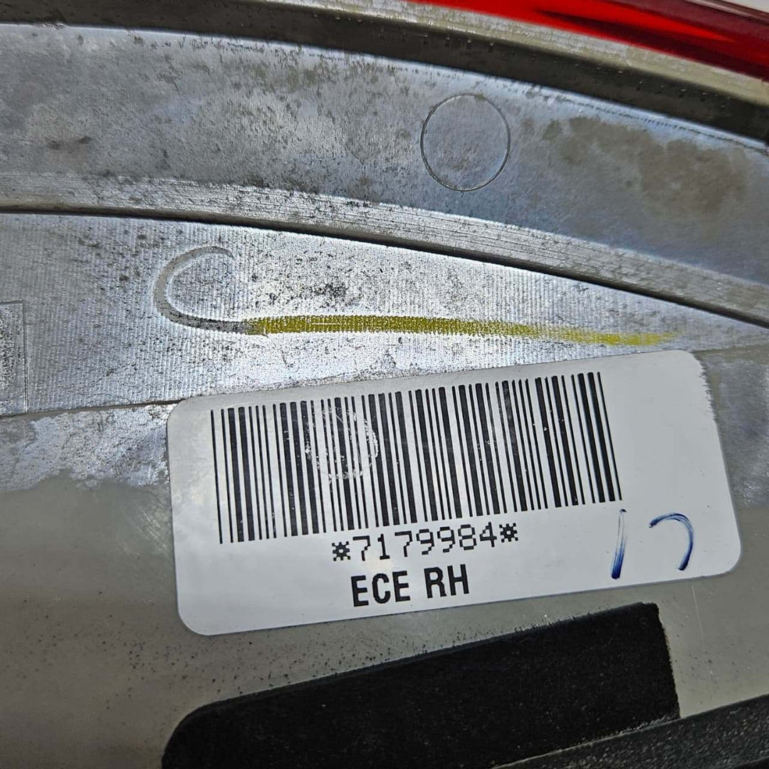 2008-2014 BMW X6 E71 E72 Rear Tail Light 7179984 OEM