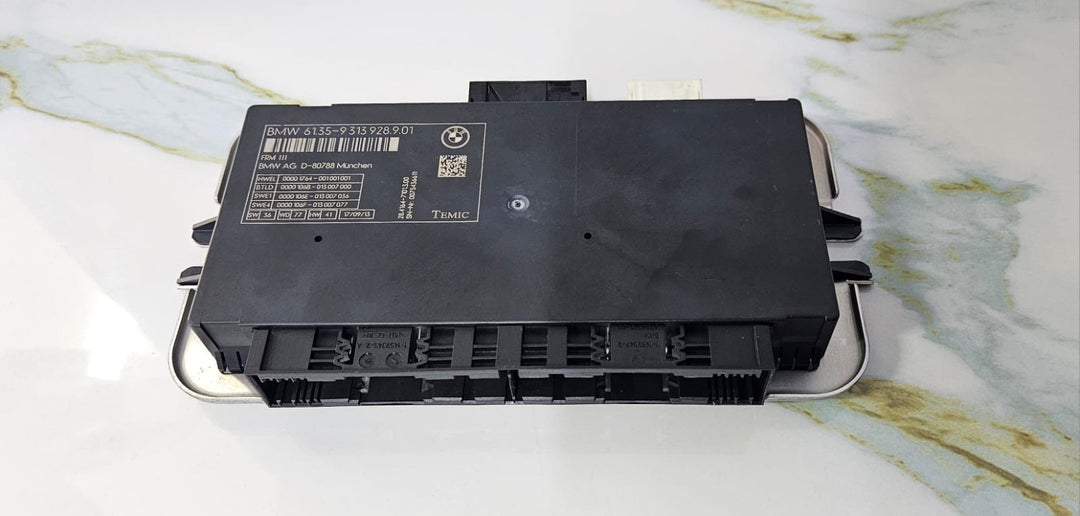 OEM 09-15 BMW F01 F02 F03 Temic Footwell Light Control Module 9313928