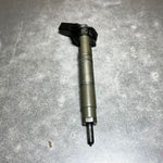 Load image into Gallery viewer, Genuine Mercedes W164 Fuel Injector Sprinter 3.0L OM642 A642 0700587 Oem Diesel