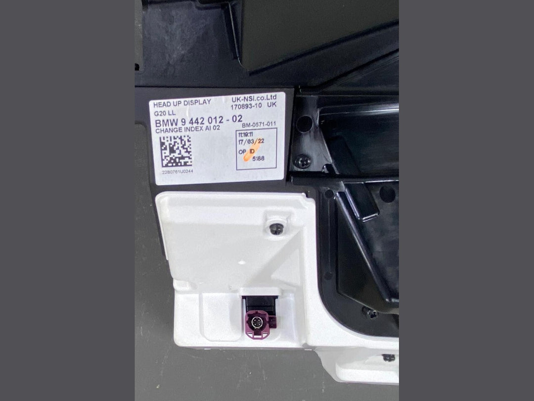 OEM BMW M440I G20 G26 G80 HEAD UP DISPLAY SCREEN MONITOR MODULE 9442012
