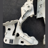 BMW 2 SERIES  F46 F45 HINGE FRONT HOOD LEFT AND RIGHT -7300521-7300522