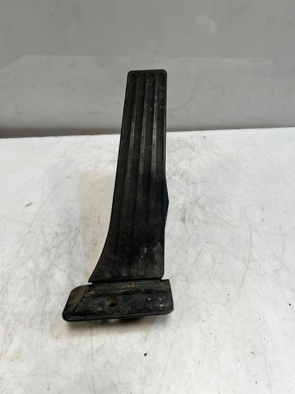 2011 BMW 328i E90 E60 F07 F25 E70 X5 GAS/ Accelerator Pedal MODULE 6852644 OEM