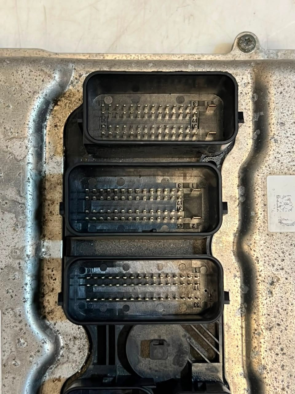 2012-2018 BMW 3 Series 320i Engine Control Unit ECU ONLY SET DME 8606306 OEM