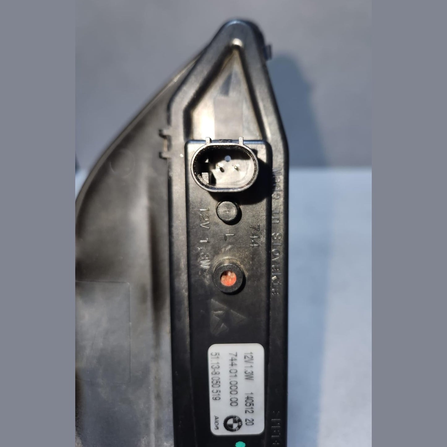 2012-2018 BMW M6 Front Fender Side Marker Light 8050519 M6 F06 F12 F13