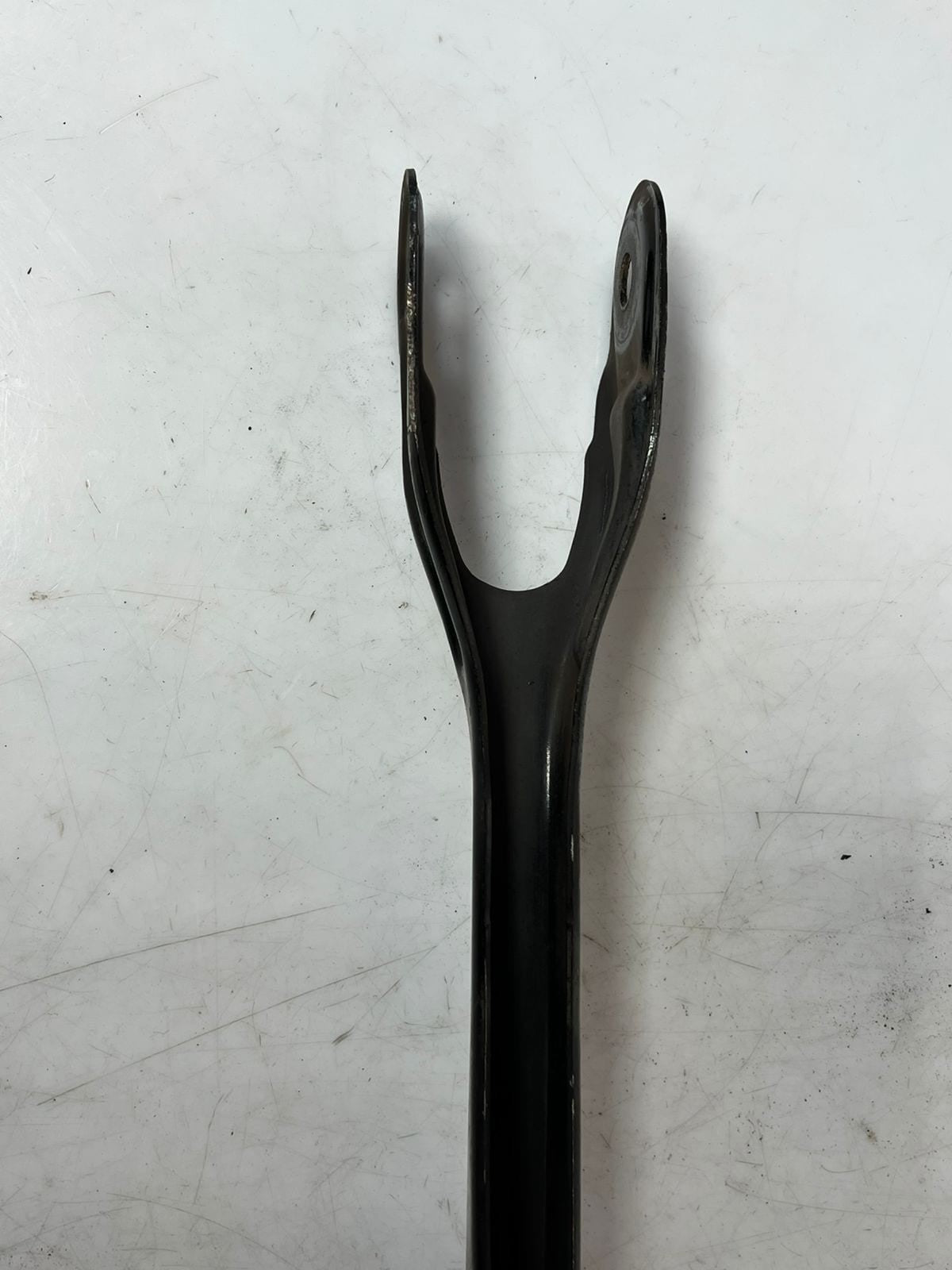 2016-2025 BMW 5' M5 G12 G30 F90 Trailing Arm With Rubber Mount 6861114 OEM