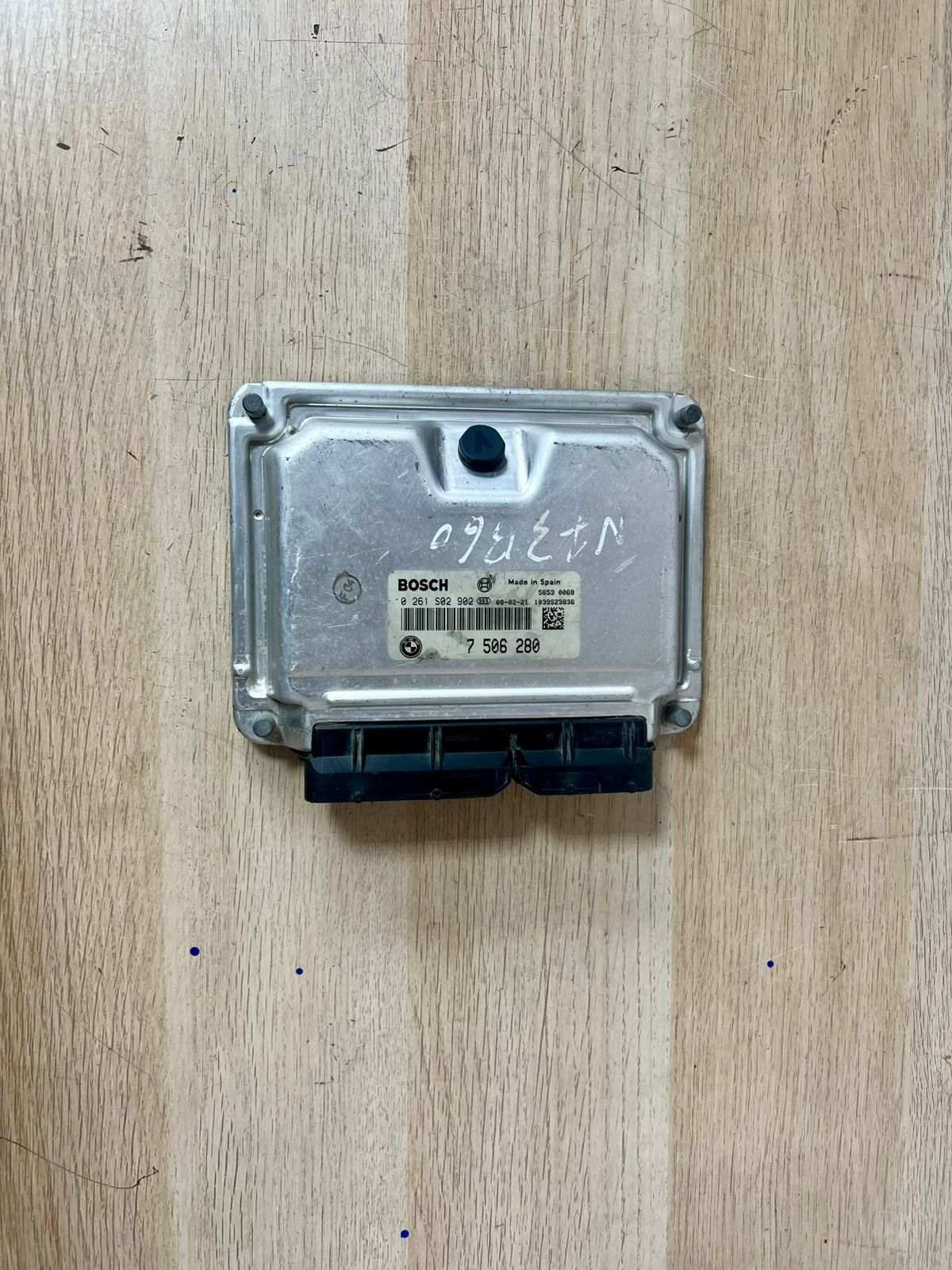 2004-2006 BMW 760i f02 Engine Control Module 7506280 Rolls Royce Phantom
