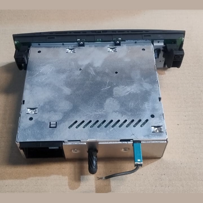BMW X1 E84 MUSIC RADIO CD PLAYER HEAD UNIT -  9283705