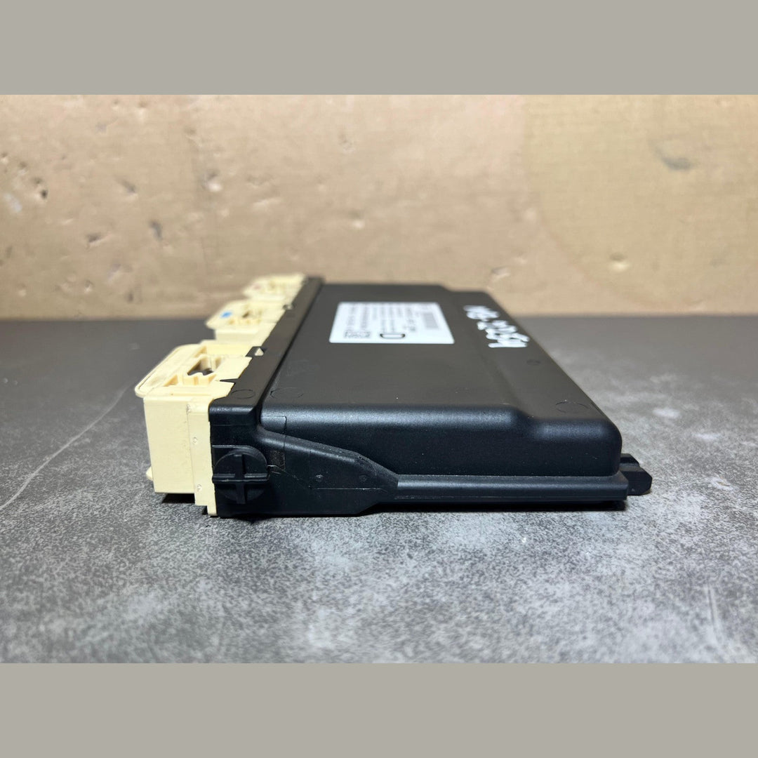 14-17 Mercedes-Benz W166 GLE 63 Driver Seat Control Module A166 9008506 OEM