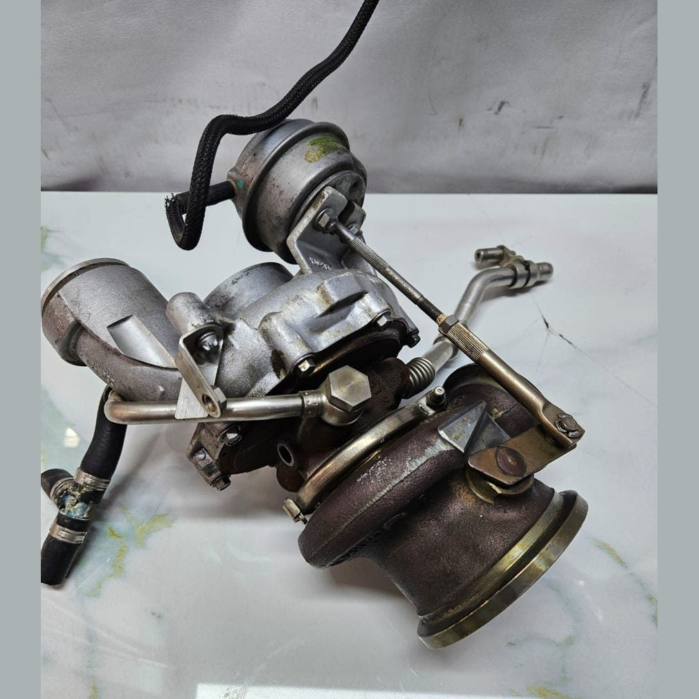 2013-2019 BMW F01-F04 650i Gran Coupe Turbocharger 7605794 OEM