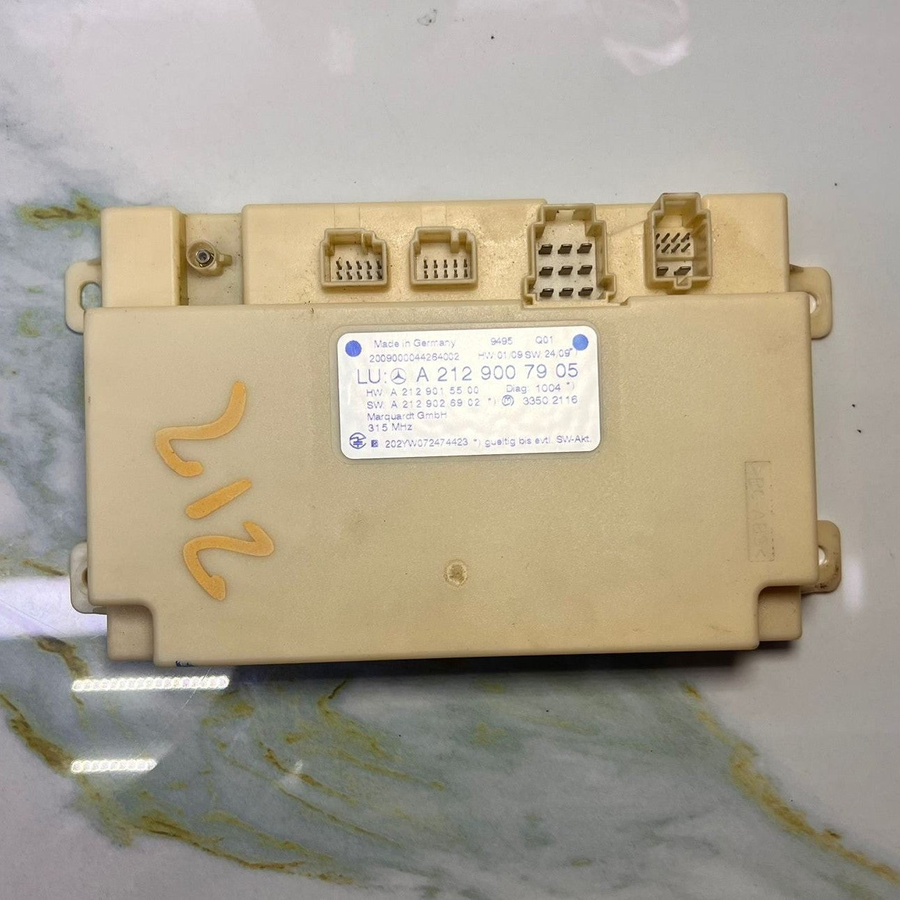 08-15 Mercedes-Benz E350 Keyless Go Control Unit A 212 900 79 05 E350, C250, E63