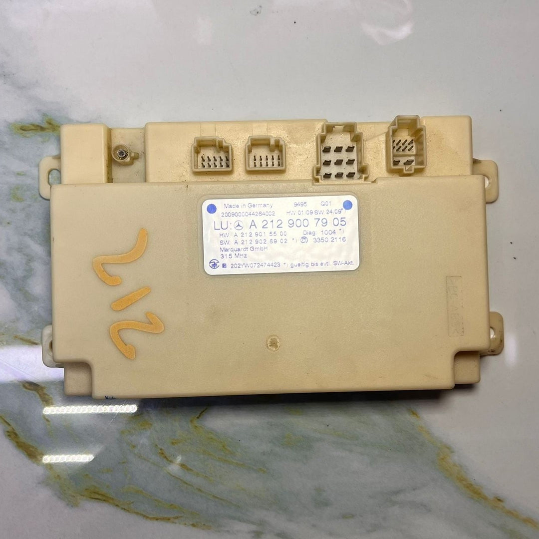 08-15 Mercedes-Benz E350 Keyless Go Control Unit A 212 900 79 05 E350, C250, E63