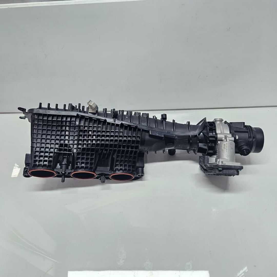8655825-2015-2021 BMW X1 F39 F40 F44 F45 F46 F48 Intake Manifold 
