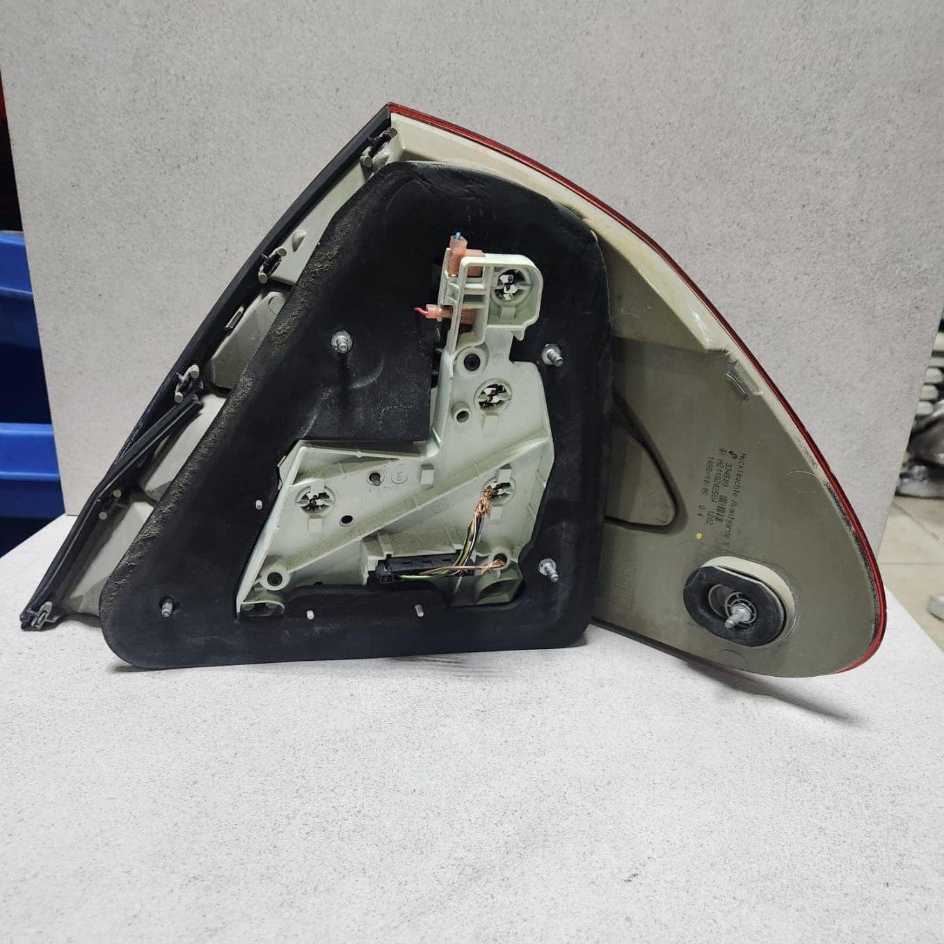 2007-2009 Mercedes-Benz E280 Tail Light Assembly A2118202564 W211 E-Class