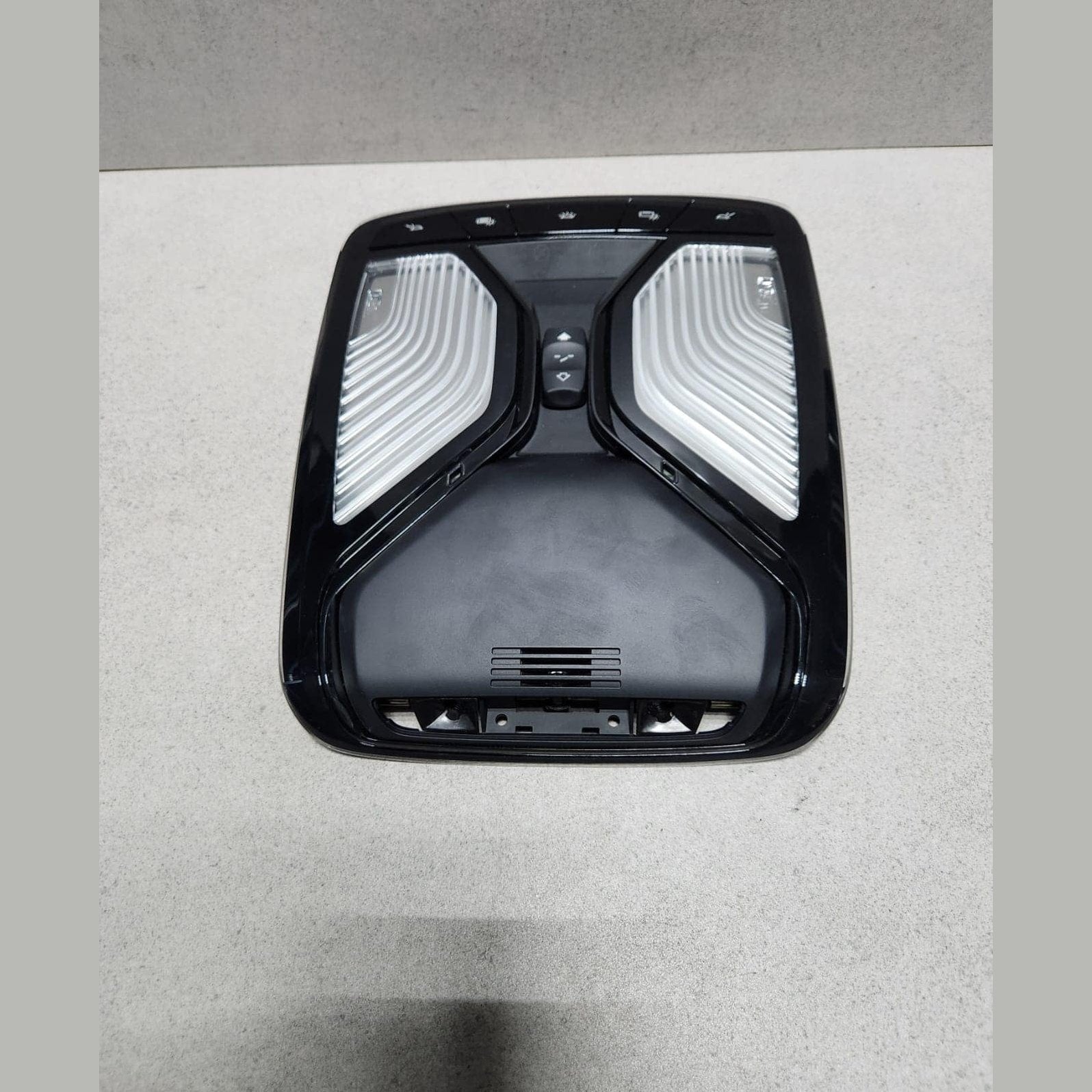 Genuine 2017-2023 BMW 530i Roof Functional Center 5A3CCB0 5 Series G30 and X7 G0