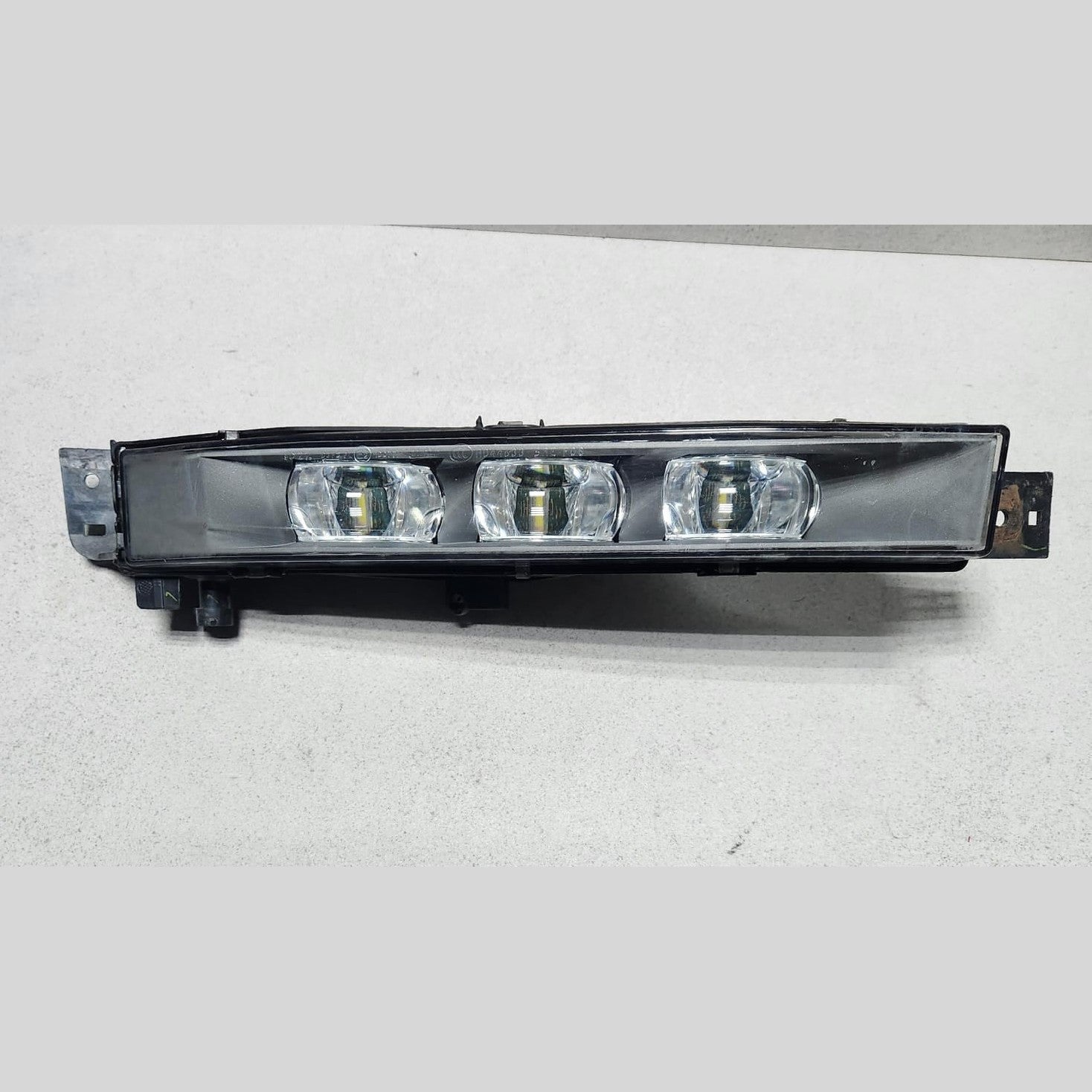 BMW Front Right LED Fog Light 7234928  6 Series F12