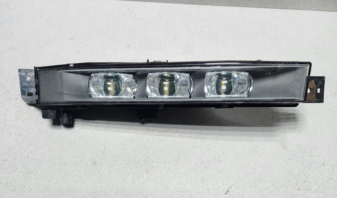 BMW Front Right LED Fog Light 7234928  6 Series F12
