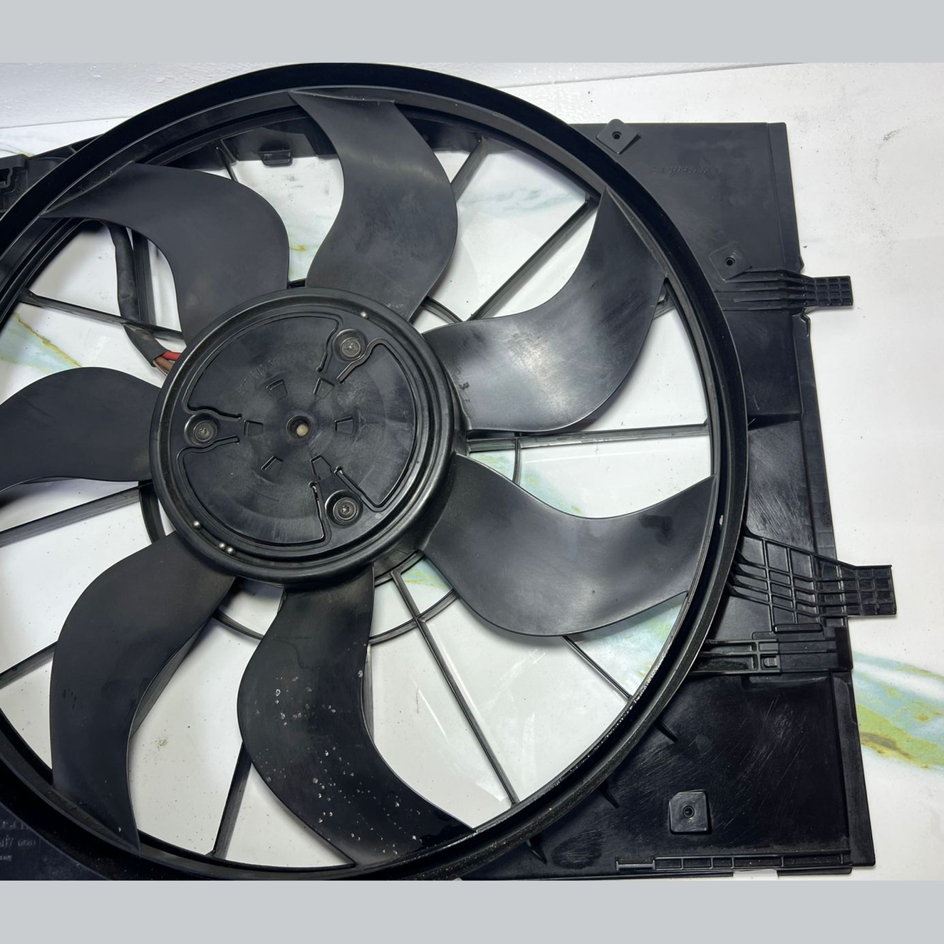 Mercedes W222 S-Class S550 S550 S63 Radiator Fan Cooling Fan Motor A099 9060612