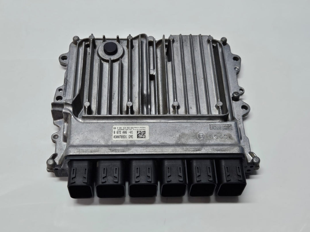 8672006-2015-2019 BMW 740i G12 B58 RHD Engine Control Unit DME ECU SET OEM