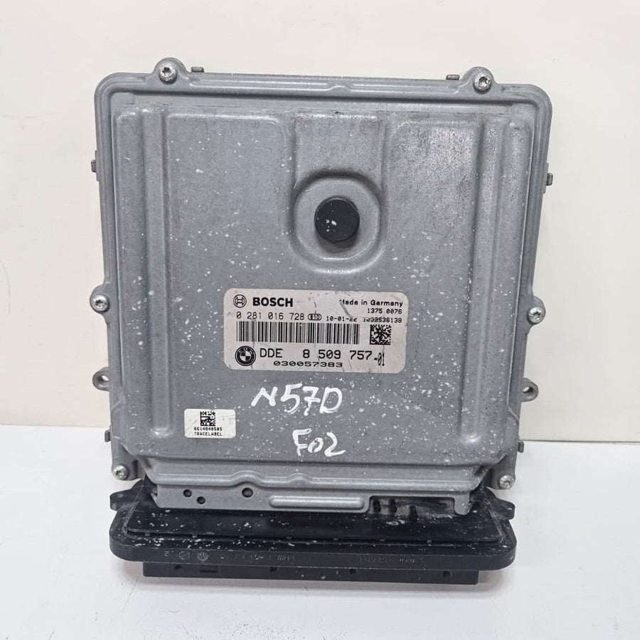 BMW 5 7 Series F07 F10 F01 F02 Engine Control Unit N57 D30A Diesel 8509757 OEM