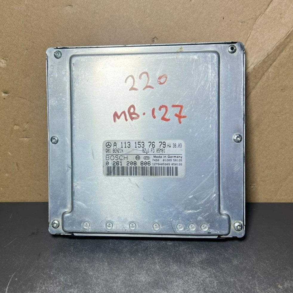 01-06 Mercedes W220 S-Class Engine Control Module Unit ECM ECU A113 1537679 OEM